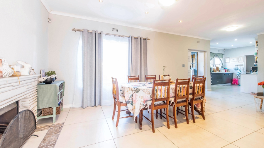 5 Bedroom Property for Sale in Bonny Brook Western Cape